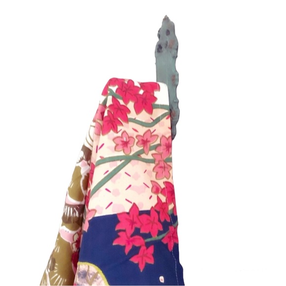 Shabby Chic Ornate Cast Iron Key Plaque Towel Robe Holder - Picture 4 of 12